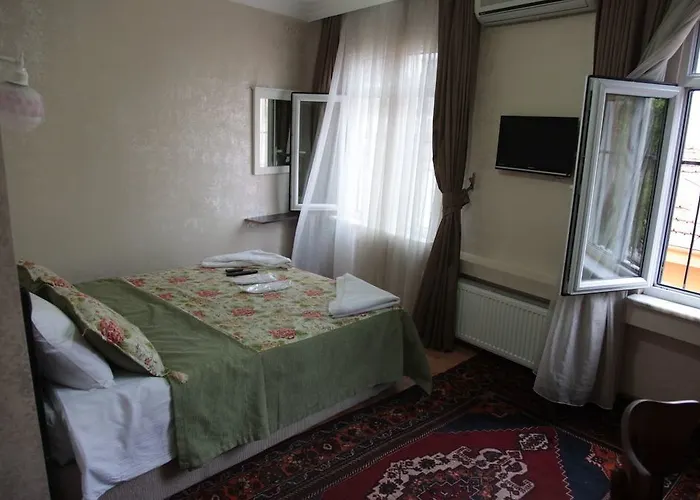 Yakut Hotel 3*