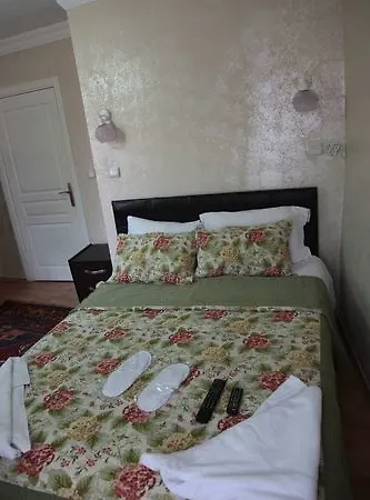 Yakut Hotel 3*