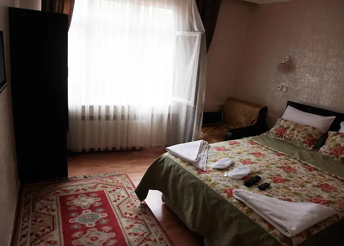 Yakut Hotell 3*